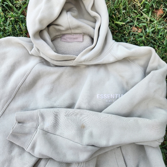 Essentials hoodie - Picture 7 of 11